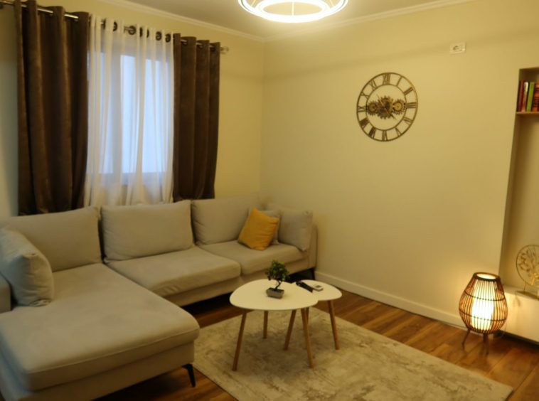 Jepet me qera super apartament 2+1 Selvia 700 Euro – Albania RG