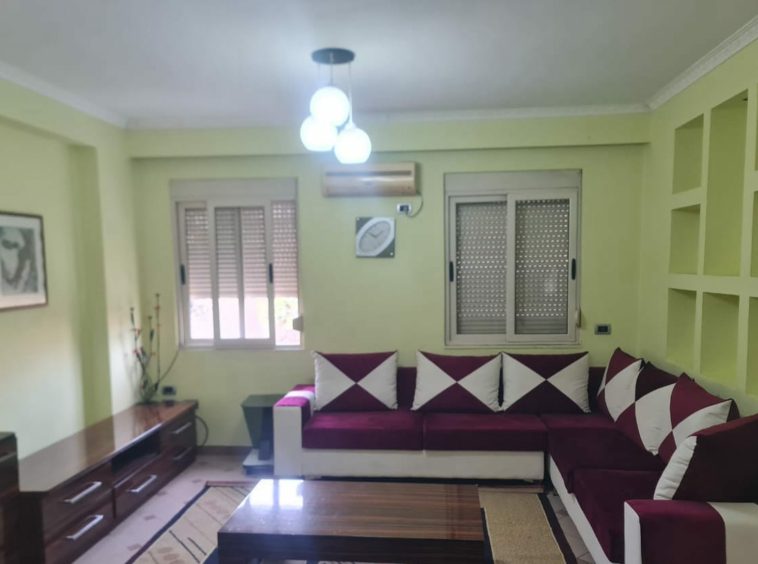 Jepet me qera apartament 2+1 Rruga e Durresit 650 Euro – Albania RG